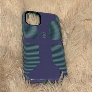Speck iPhone 11/XR Case- almost new!!